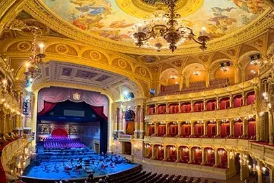 Music Events in Budapest: A Guide to the City's Opera Houses and Club Scene