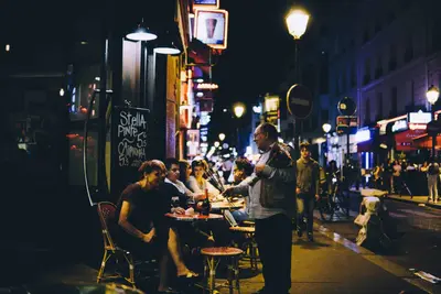 Fêtes en Plein Air à Paris : Le Guide de l'Été 2026