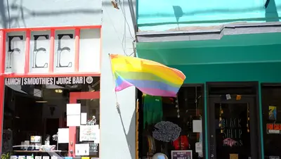 Queer Events στην Αθήνα: Ο Οδηγός για τη Νυχτερινή Ζωή της Πόλης