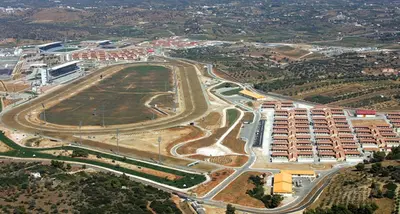 Release Athens 2027: Το φεστιβάλ φεύγει από την Πλατεία Νερού για το Μαρκόπουλο