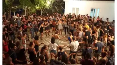 Πανηγύρια Ικαρίας 2026: Ο Οδηγός για τα Ολονύχτια Γλέντια του Καλοκαιριού