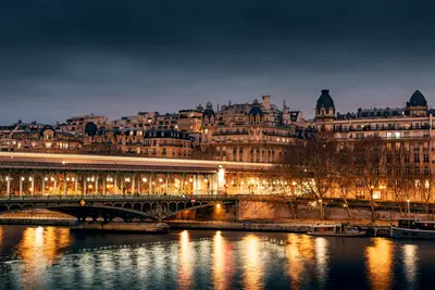 Guide de l'étudiant à Paris : logement, transports et sorties musicales sans se ruiner