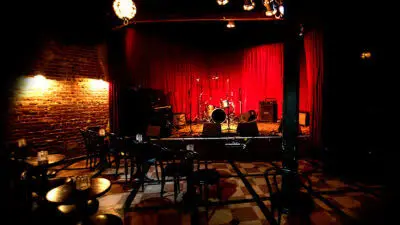 Hotel Cafe, Los Angeles: A Guide to Hollywood's Singer-Songwriter Room